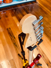 Load image into Gallery viewer, Fender American standard