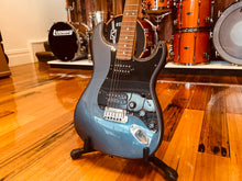Load image into Gallery viewer, Fender American Standard Stratocaster
