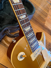Load image into Gallery viewer, Tokai Love Rock Gold Top – P90