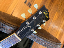 Load image into Gallery viewer, Tokai Love Rock Gold Top – P90