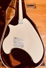 Load image into Gallery viewer, Ovation Breadwinner- 1973