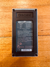 Load image into Gallery viewer, Boss Super Octave Oc-3