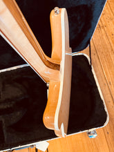 Load image into Gallery viewer, Rickenbacker 2002 Maple Glow 360/12