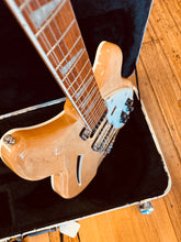 Load image into Gallery viewer, Rickenbacker 2002 Maple Glow 360/12