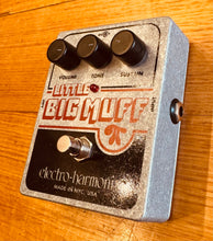 Load image into Gallery viewer, Electro Harmonix Little Big Muff Pi