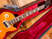 Load image into Gallery viewer, Epiphone Les Paul Slash Signature model