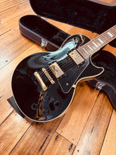 Load image into Gallery viewer, Epiphone Les Paul Custom
