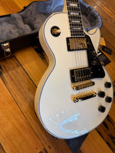 Load image into Gallery viewer, Gibson Les Paul Custom shop 2021 - Alpine White