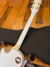 Load image into Gallery viewer, Gibson Les Paul Custom shop 2021 - Alpine White
