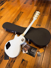 Load image into Gallery viewer, Gibson Les Paul Custom shop 2021 - Alpine White