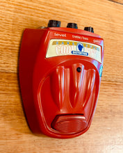 Load image into Gallery viewer, Danelectro Cool Cat Distortion