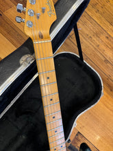 Load image into Gallery viewer, Fender Stratocaster 1984