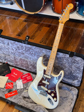 Load image into Gallery viewer, FENDER AMERICAN PROFESSIONAL II