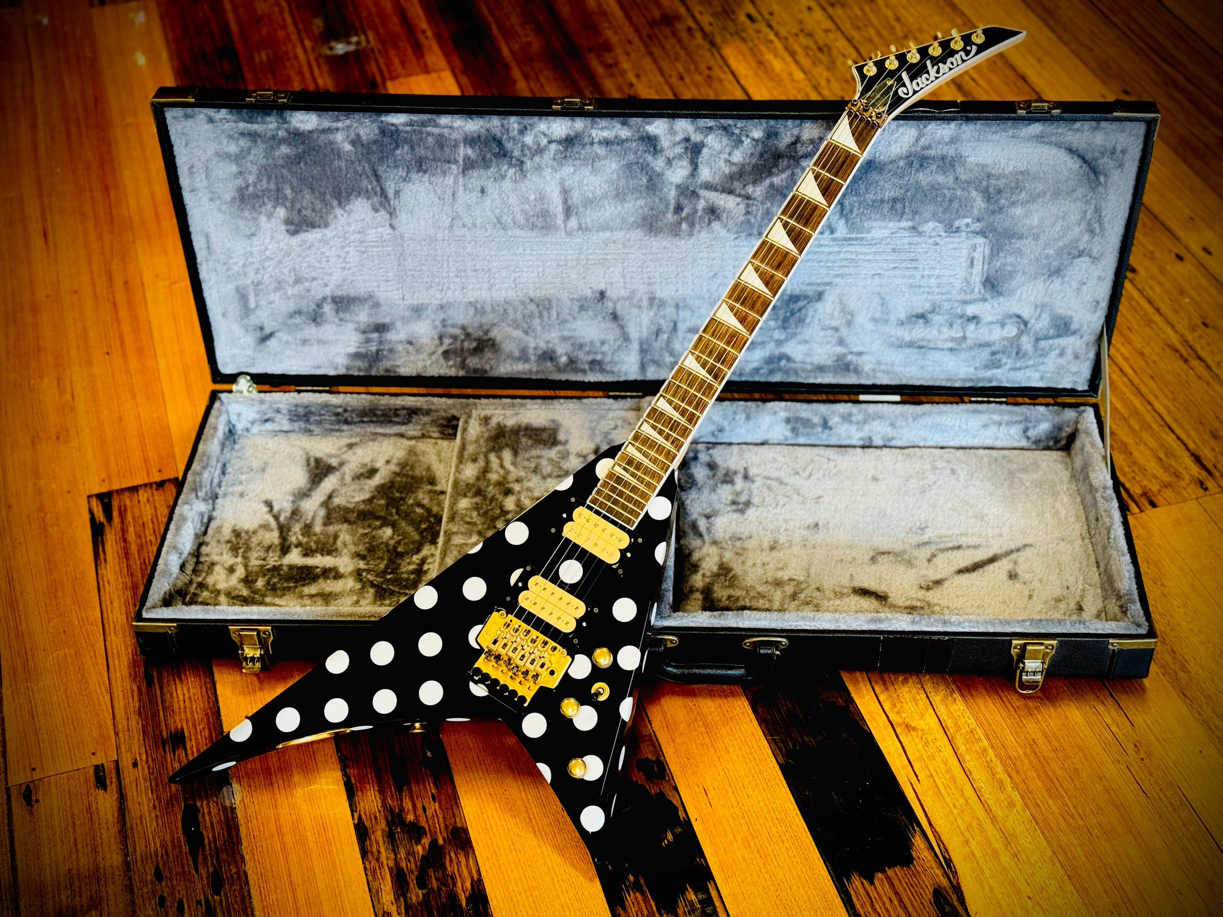 Grover Jackson – Classic Guitars and Amps