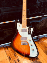 Load image into Gallery viewer, Fender Meteora