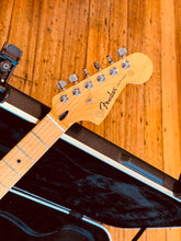 Load image into Gallery viewer, Fender Meteora
