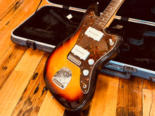 Load image into Gallery viewer, Fender Jazzmarster 62 JVRI Japan