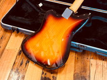 Load image into Gallery viewer, Fender Jazzmarster 62 JVRI Japan