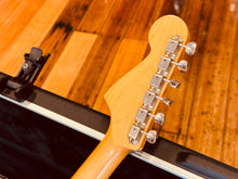 Load image into Gallery viewer, Fender Jazzmarster 62 JVRI Japan