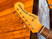 Load image into Gallery viewer, Squire 1982 '62 Japanese Vintage Reissue