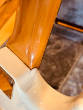 Load image into Gallery viewer, Squire 1982 '62 Japanese Vintage Reissue