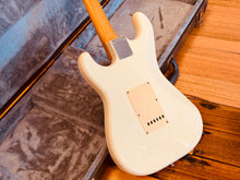 Load image into Gallery viewer, Squire 1982 '62 Japanese Vintage Reissue