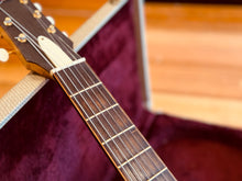 Load image into Gallery viewer, Island Forty-Four