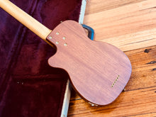 Load image into Gallery viewer, Island Forty-Four