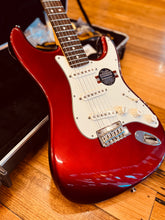 Load image into Gallery viewer, Fender American Standard Stratocaster