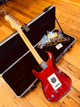 Load image into Gallery viewer, Fender American Standard Stratocaster