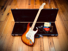 Load image into Gallery viewer, Fender Stratocaster American Standard