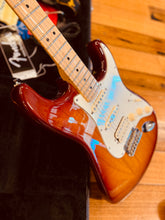 Load image into Gallery viewer, Fender Stratocaster American Standard