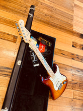 Load image into Gallery viewer, Fender Stratocaster American Standard