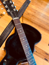 Load image into Gallery viewer, Gibson SG Junior Reissue – Cherry Red