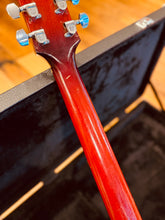 Load image into Gallery viewer, Maton Sapphire Deluxe 303/6