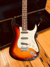 Load image into Gallery viewer, Fender Stratocaster USA standard 1989