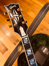 Load image into Gallery viewer, Gibson Super 400 CES – 2009 Custom Shop