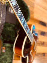 Load image into Gallery viewer, Gibson Super 400 CES – 2009 Custom Shop