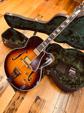 Load image into Gallery viewer, Gibson Super 400 CES – 2009 Custom Shop