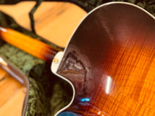 Load image into Gallery viewer, Gibson Super 400 CES – 2009 Custom Shop