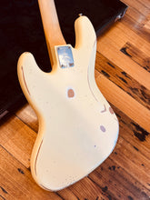 Load image into Gallery viewer, Fender 60th Anniversary Road Worn ’60s Jazz Bass