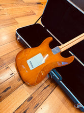 Load image into Gallery viewer, Fender American Standard Stratocaster