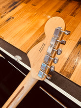 Load image into Gallery viewer, Fender American Standard Stratocaster