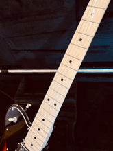 Load image into Gallery viewer, Fender Japan Traditional 70s Telecaster Deluxe