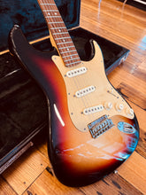 Load image into Gallery viewer, Fender FSR Special Edition Stratocaster – Mystic burst