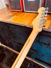 Load image into Gallery viewer, Fender FSR Special Edition Stratocaster – Mystic burst