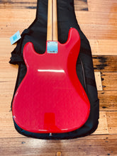 Load image into Gallery viewer, Fender Vintera 50s Precision Bass