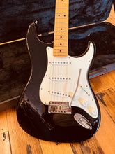 Load image into Gallery viewer, Fender American Standard Stratocaster (2015)