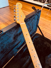 Load image into Gallery viewer, Fender American Standard Stratocaster (2015)