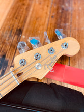 Load image into Gallery viewer, Fender Vintera 50s Precision Bass